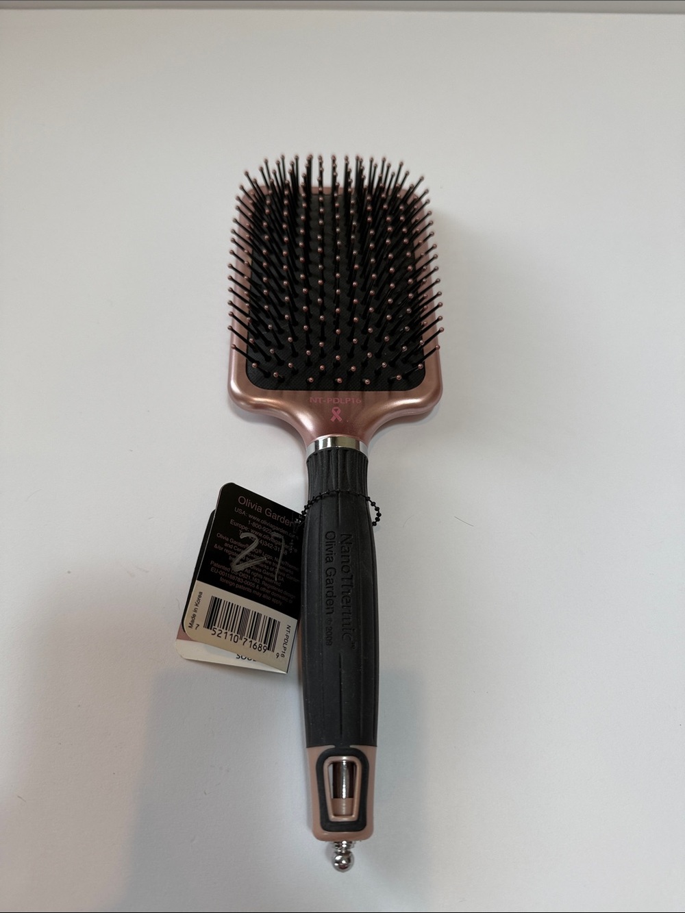 Olivia Garden Pink Metallic Paddle Brush Nano-Thermic hairbrush styling brushes